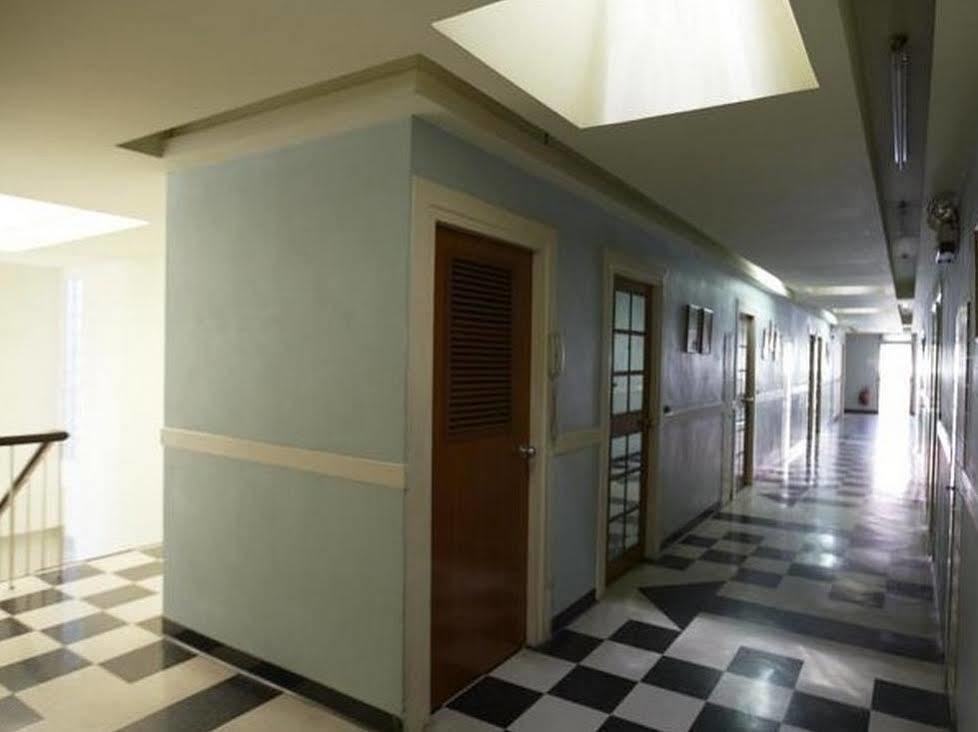 Mad Monkey Hostel Bangkok Exterior photo