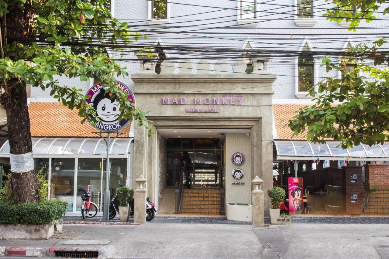 Mad Monkey Hostel Bangkok Exterior photo